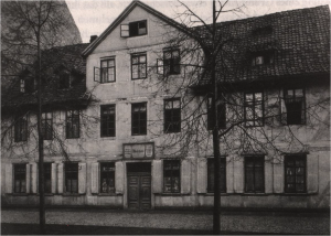 Das Universitätswaisenhaus in der Unteren-Masch-Straße, um 1900, Universitätsarchiv Göttingen